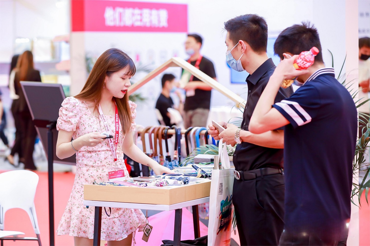 下一届预告|2023第五届上海国际网红品牌博览会